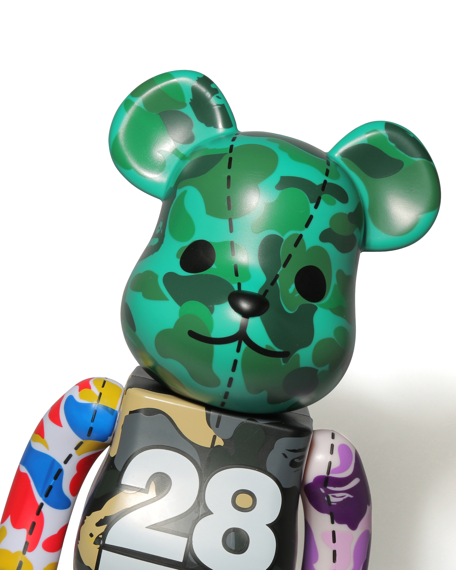 A BATHING APE® BE@RBRICK 联乘系列28th Anniversary Bape Camo 400% 公仔