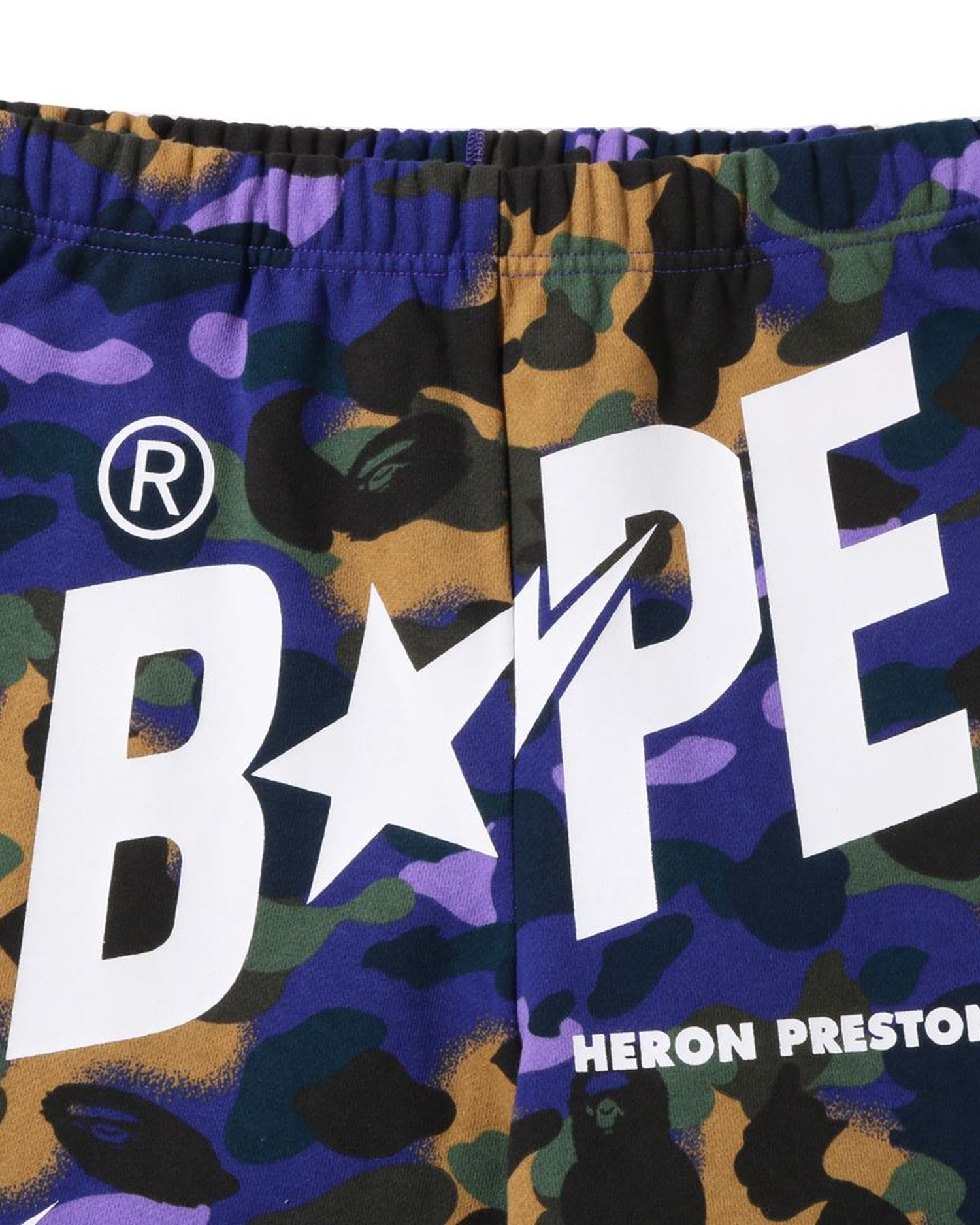 A BATHING APE® HERON PRESTON 联乘系列Mix 1st Camo 束脚卫裤